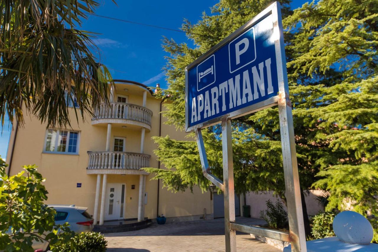 Apartmani Kovac Crikvenica Exterior foto